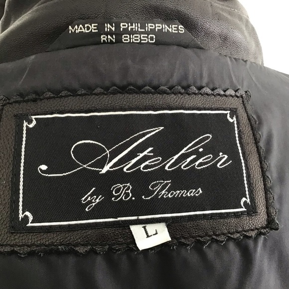 Atelier by B. Thomas black leather self belted three button blazer. Size Large - Picture 9 of 13